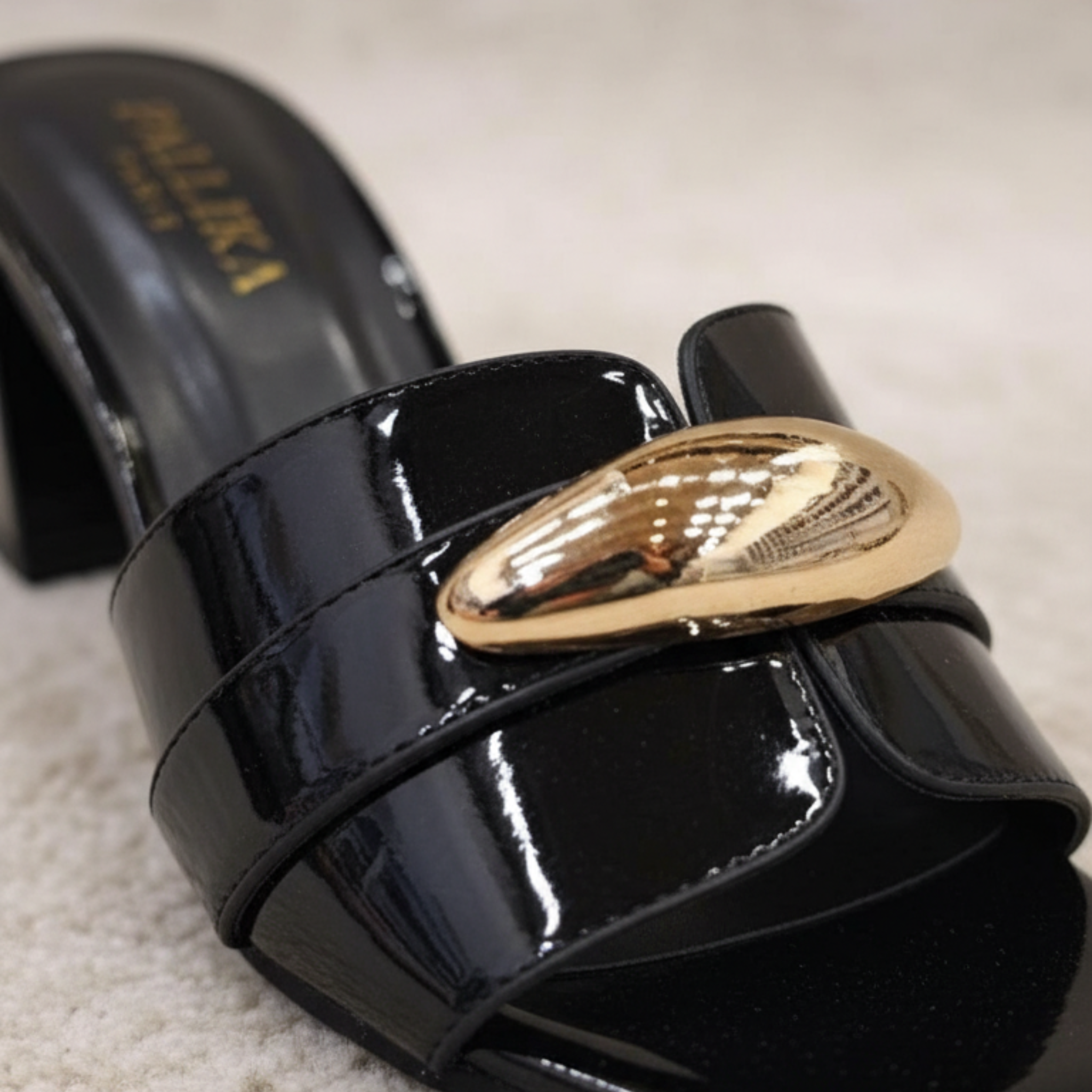 Golden Chic – Mules noir