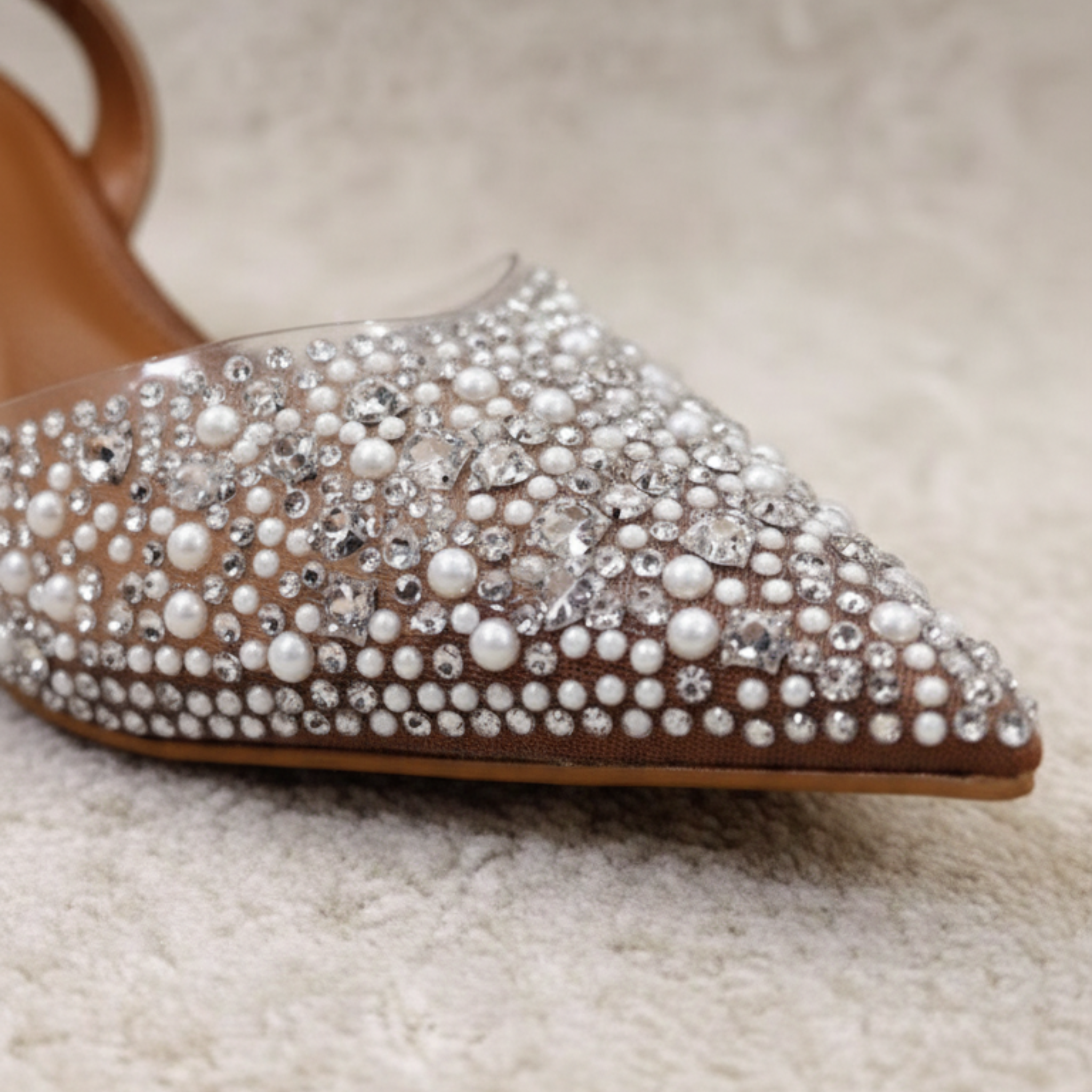 Crystal Élégance – Escarpins camel