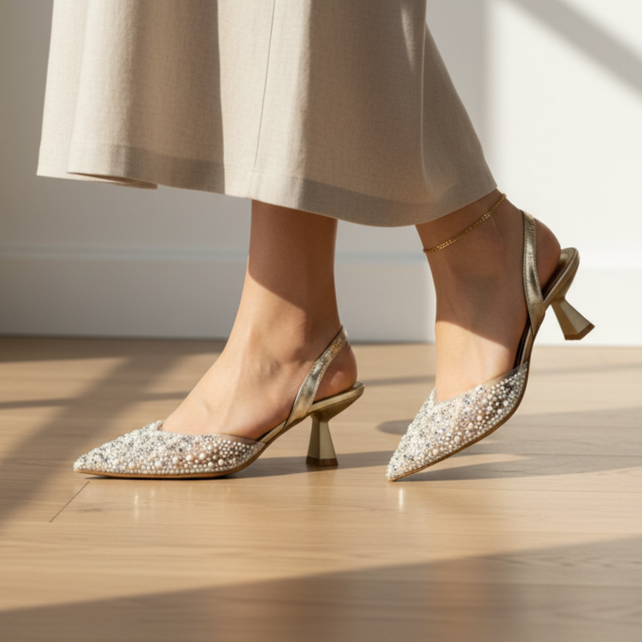 Crystal Élégance – Escarpins gold