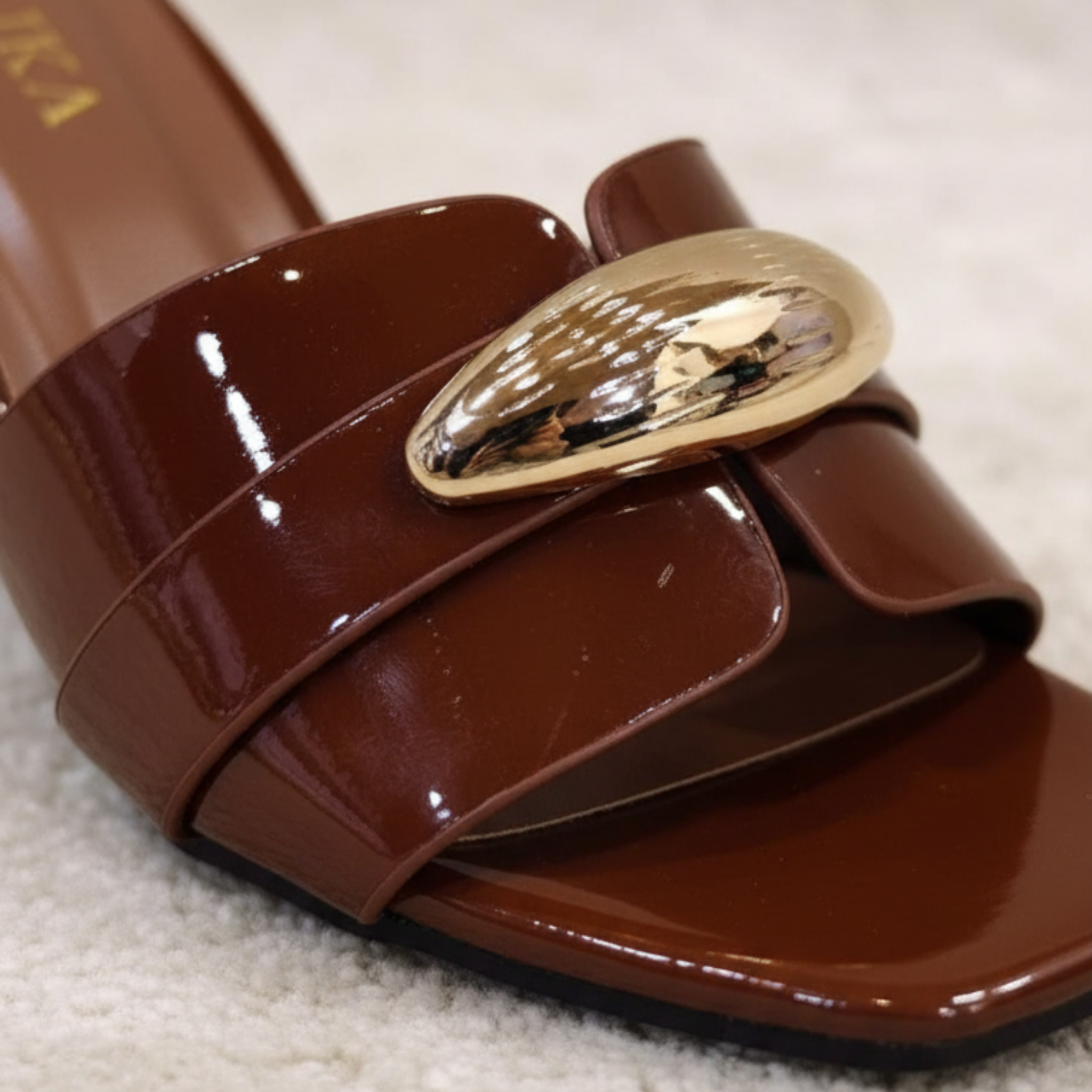 Golden Chic – Mules marron