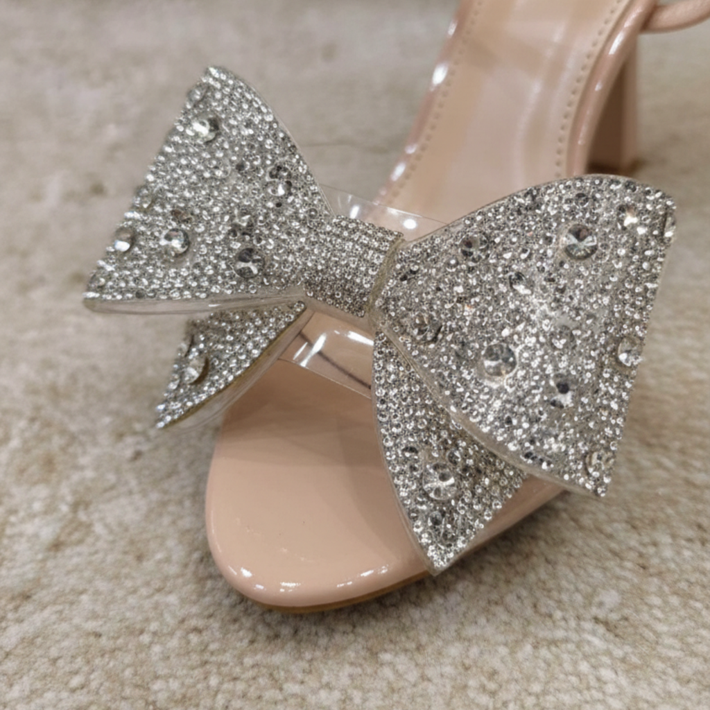 Lumière Élégance – Mules beige