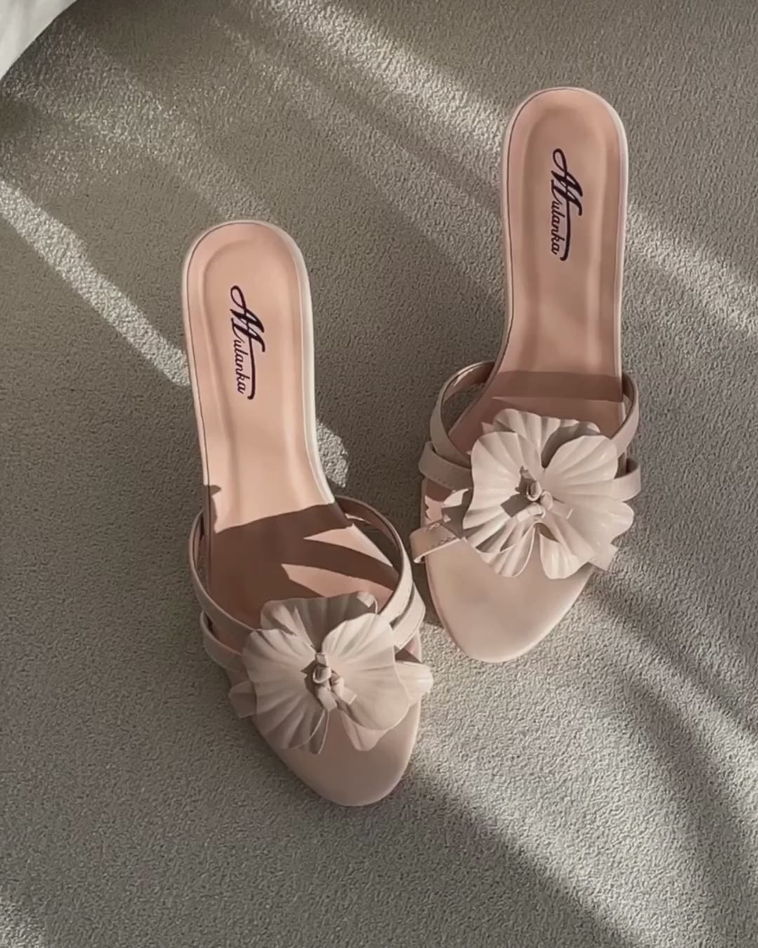 Soft Glam – Mules abricot